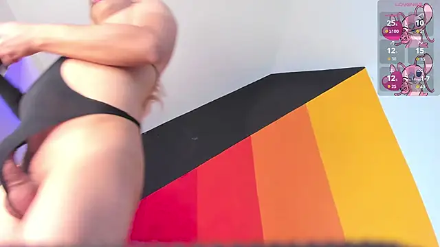 Snapshot of zaid_lion chatting on November 24, 3:01 pm zaid lion online show from November 24, 3:01 pm