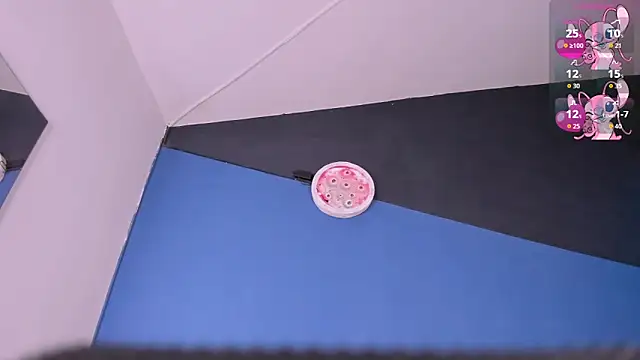 Snapshot of zaid_lion chatting on April 15, 5:53 pm zaid lion online show from April 15, 5:53 pm