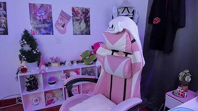 anyburkee online show from December 5, 5:04 am