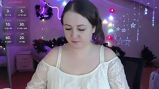 LizzyShine online show from December 22, 9:20 pm