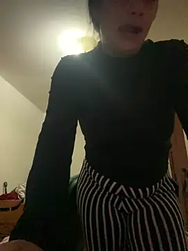 Miss oliviaa online show from February 27, 11:49 pm