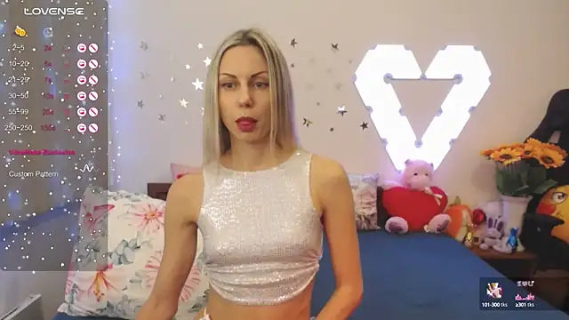  Loves  online show from December 19, 6:23 pm