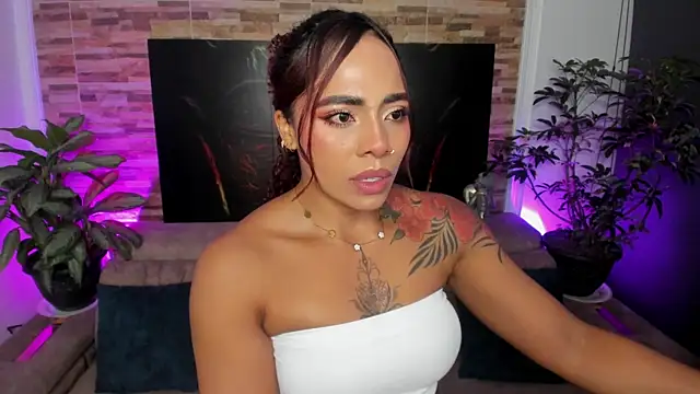 emilyfitness online show from June 11, 12:32 am