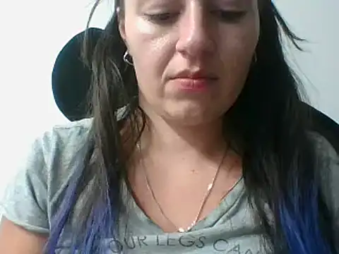  karlie kloss  online show from February 1, 12:07 am