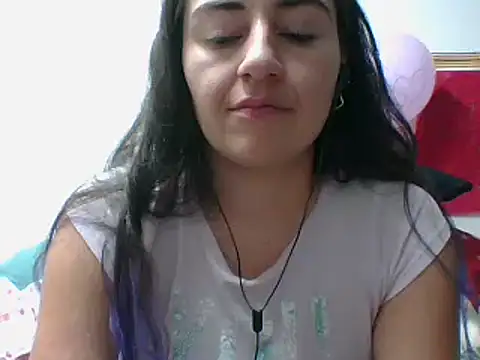  karlie kloss  online show from February 15, 11:47 pm