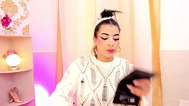 emaa lambert online show from October 24, 4:25 pm