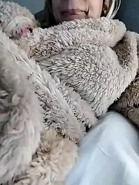 Snapshot of fofinhaa12 chatting on November 14, 12:53 am fofinhaa12 online show from November 14, 12:53 am