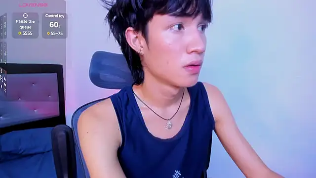 Snapshot of Johhan__Lee chatting on February 12, 10:59 pm Johhan Lee online show from February 12, 10:59 pm