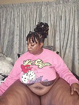 Snapshot of ThickianaRider chatting on November 12, 2:56 am ThickianaRider online show from November 12, 2:56 am