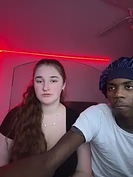 Snapshot of MarcusAndMarissa4ev chatting on February 5, 12:27 pm MarcusAndMarissa4ev online show from February 5, 12:27 pm
