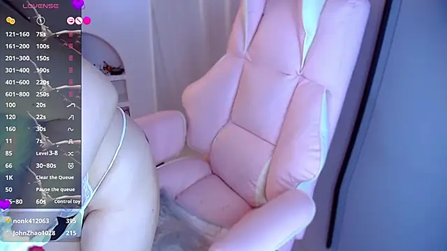 Lily0709 online show from March 20, 2:42 pm