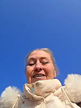 lisalustjouw online show from March 4, 12:11 pm