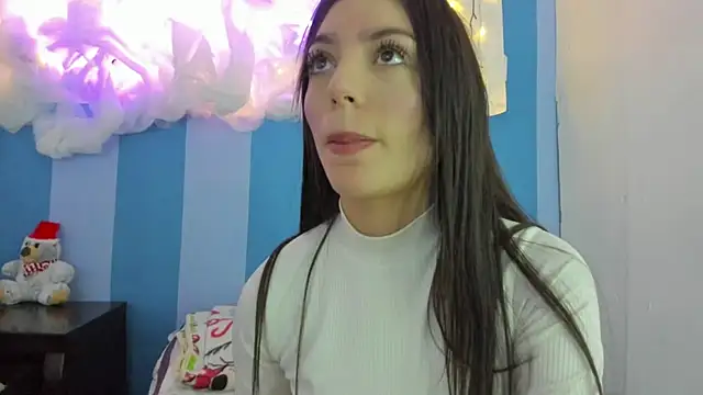 britny clouds online show from December 8, 6:39 pm