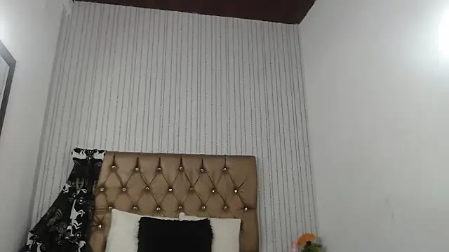 veneno hot online show from December 30, 2:08 pm