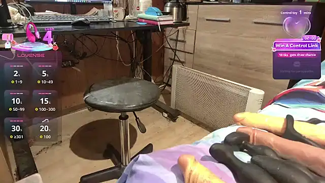 misteryman1956 online show from March 7, 10:12 am