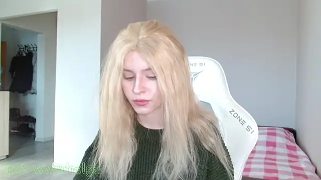 LizaKisses online show from February 5, 7:46 am