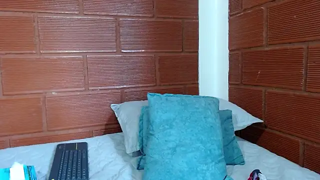 Snapshot of Priyalakshmi_ chatting on January 29, 4:41 pm Priyalakshmi online show from January 29, 4:41 pm