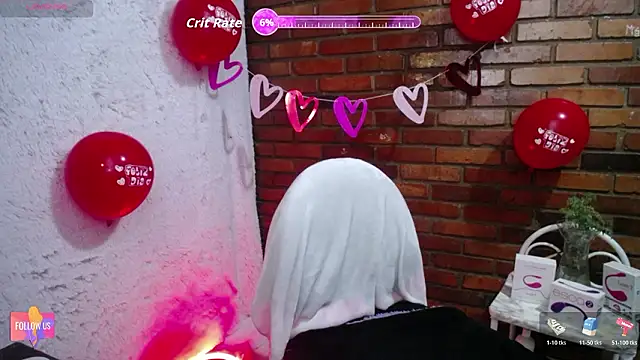 sweet velvett online show from February 14, 2:47 pm