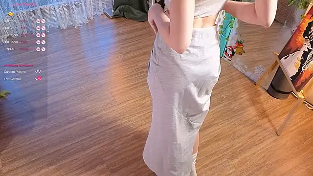 such juicee online show from February 1, 1:09 pm