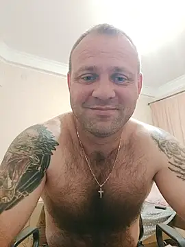 Snapshot of Crek666 chatting on July 5, 6:37 pm Crek666 online show from July 5, 6:37 pm