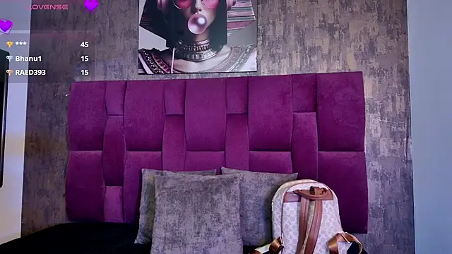 nicole  parker1 online show from October 19, 8:59 am