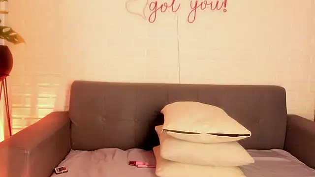 karina gomez 18 online show from December 18, 11:27 am