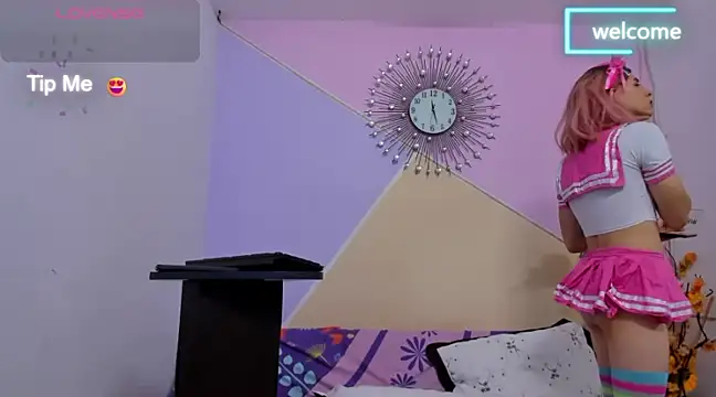 Snapshot of KurumetWink10 chatting on February 8, 12:39 pm KurumetWink10 online show from February 8, 12:39 pm