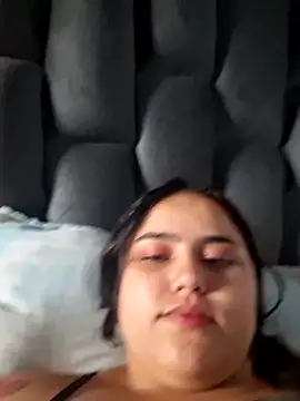 Snapshot of Helen_russo chatting on April 30, 8:37 pm Helen russo online show from April 30, 8:37 pm