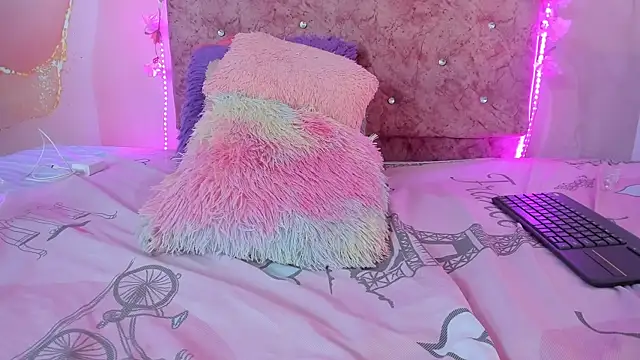 Bella  sweet online show from February 8, 9:46 pm