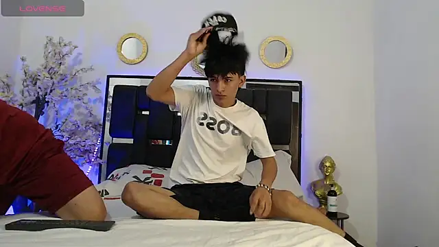 Valerio 22 online show from October 22, 1:06 am