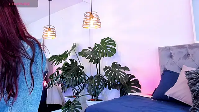 Nami sunny online show from November 6, 6:42 pm