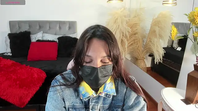 Nami sunny online show from January 13, 7:08 pm