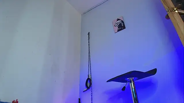 Snapshot of amber__blair chatting on November 21, 8:40 pm amber blair online show from November 21, 8:40 pm