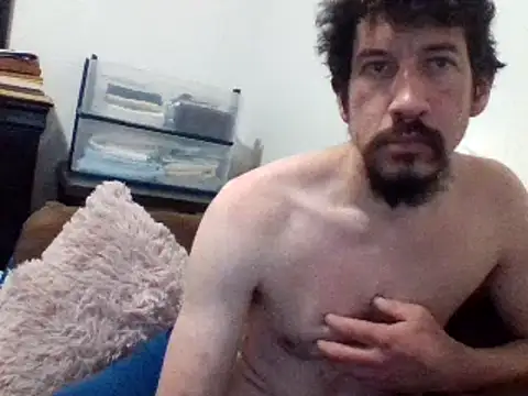 Snapshot of Curved4Pleasure chatting on December 27, 7:03 pm Curved4Pleasure online show from December 27, 7:03 pm