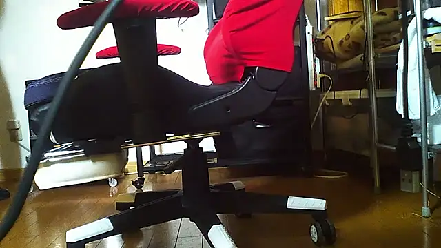 Snapshot of qoooqing67 chatting on December 7, 12:19 am qoooqing67 online show from December 7, 12:19 am