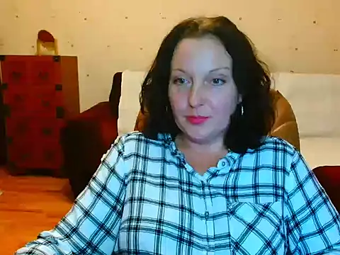 Alice3694 online show from December 20, 4:14 pm