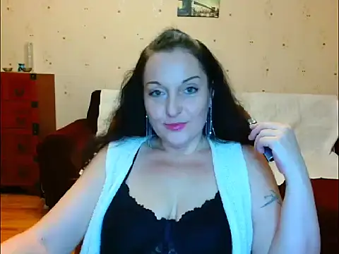 Alice3694 online show from January 7, 4:04 am