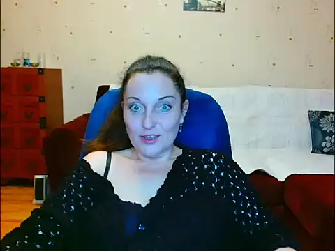Alice3694 online show from April 18, 2:48 am