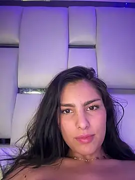 Snapshot of Maddy_Rouse_ chatting on January 6, 4:47 am Maddy Rouse  online show from January 6, 4:47 am