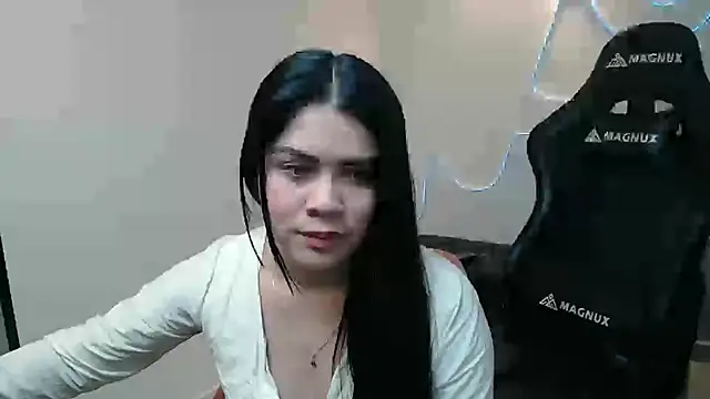 Snapshot of team_dinamite69 chatting on January 20, 2:14 pm team dinamite69 online show from January 20, 2:14 pm