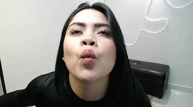 Snapshot of team_dinamite69 chatting on January 29, 6:50 pm team dinamite69 online show from January 29, 6:50 pm