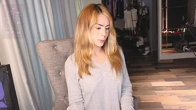 greyslopez online show from October 15, 7:47 pm