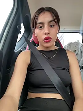 Snapshot of Katee_Jones chatting on February 8, 8:21 pm Katee Jones online show from February 8, 8:21 pm