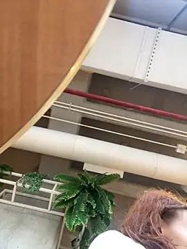 Snapshot of Katee_Jones chatting on October 28, 10:01 pm Katee Jones online show from October 28, 10:01 pm