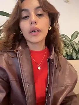 Snapshot of Katee_Jones chatting on November 30, 8:13 pm Katee Jones online show from November 30, 8:13 pm