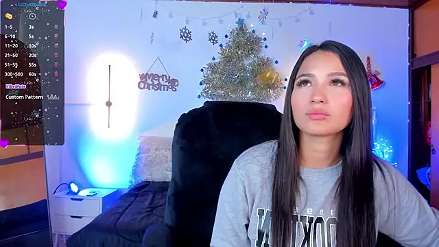 Snapshot of _gaby2 chatting on December 21, 12:38 pm gaby2 online show from December 21, 12:38 pm