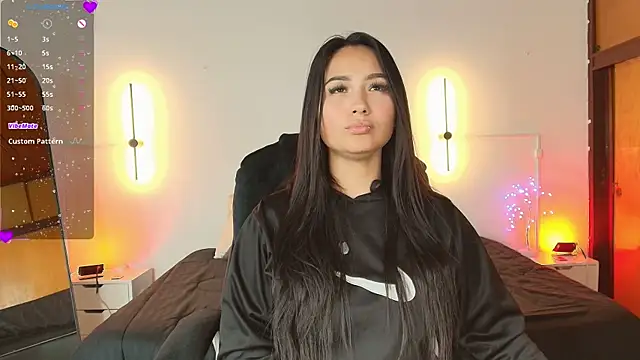 Snapshot of _gaby2 chatting on March 7, 6:00 pm gaby2 online show from March 7, 6:00 pm