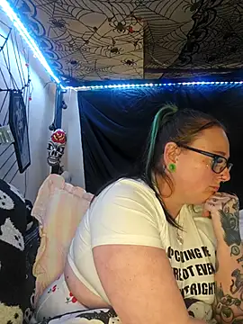 Snapshot of Bunny_Cummings chatting on November 20, 11:26 pm Bunny Cummings online show from November 20, 11:26 pm