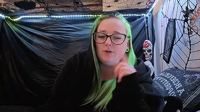 Bunny Cummings online show from February 15, 11:12 pm