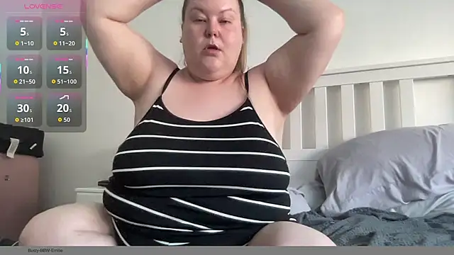 Snapshot of Busty-BBW-Emilie chatting on September 18, 3:25 pm Busty-BBW-Emilie online show from September 18, 3:25 pm